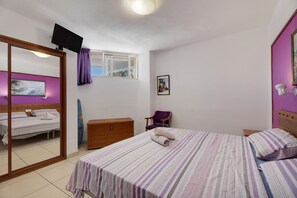 1 bedroom, iron/ironing board, free WiFi, bed sheets