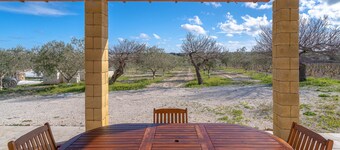 Holiday Home 'Casa Degli Ulivi' with Private Terrace and Wi-Fi