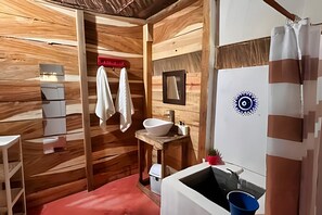 Dusche, Regendusche, Handtücher, Seife