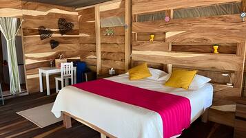 Cabin | 1 bedroom, Egyptian cotton sheets, premium bedding, memory foam beds