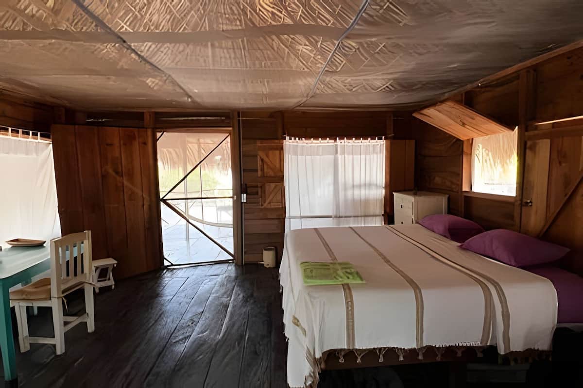Cabin | 1 bedroom, Egyptian cotton sheets, premium bedding, memory foam beds