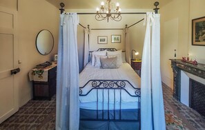 4 bedrooms, free WiFi