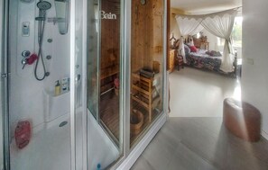 6 soverom, reiseseng for barn, wi-fi (inkludert) og sengetøy