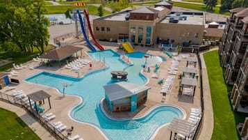 Piscine couverte, piscine extérieure