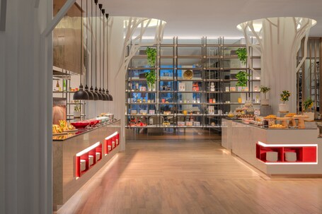 Marriott Marquis Dubai - Image 18