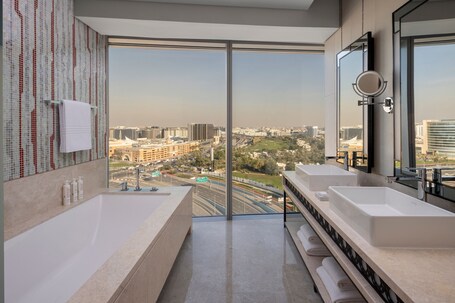 Marriott Marquis Dubai - Image 28