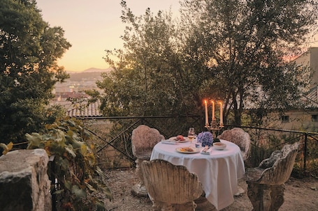 Salón de eventos. Hotel Du Couvent, A Luxury Collection Hotel, Nice, France