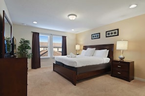 5 bedrooms, iron/ironing board, WiFi, bed sheets
