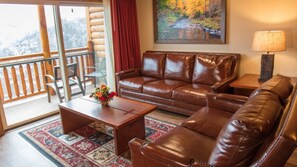 Fireplace - Westgate Smoky Mountain Resort and Waterpark in Gatlinburg, Tennessee (Gatlinburg)