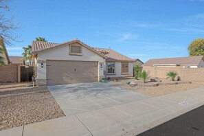 Exterior - Surprise Vista Pool Paradise-Spring Training&more! (Surprise)