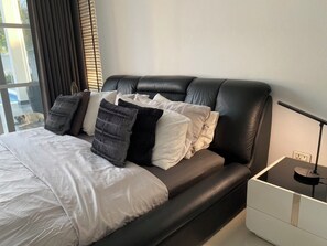3 bedrooms, WiFi, bed sheets