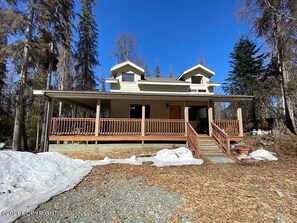 Exterior - Comfy 2br Furnished home w big deck! 1 acre RV Parking w power. Sleeps 7 (Sterling)
