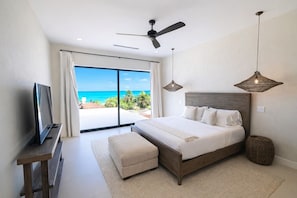 4 soverom, safe på rommet, skrivebord og strykejern/-brett