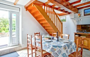 Dining - Nice home in Pierreville with WiFi (Pierreville)
