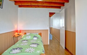4 dormitoris, un bressol de viatge i wifi gratuïta 