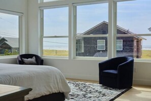 3 bedrooms, free WiFi - Casa Esquina - Ocean Views, EV Charging (Seaside)