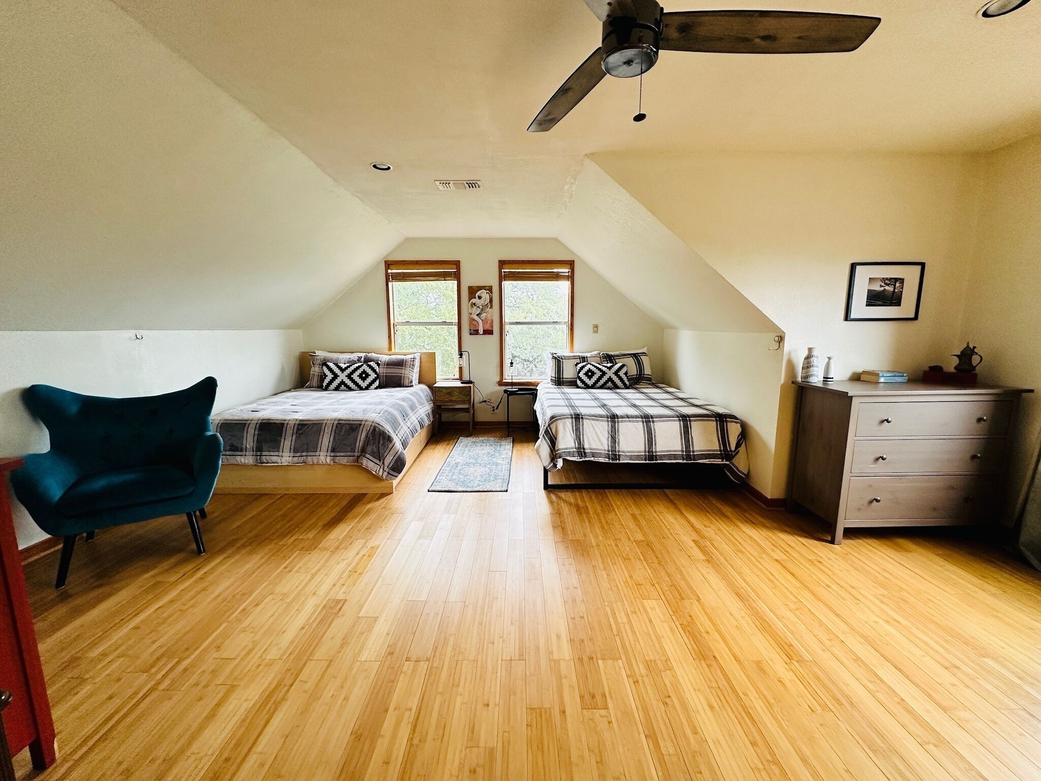 1 bedroom, desk, free WiFi, bed sheets
