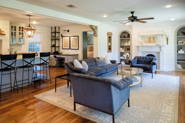 Smart TV, fireplace, books