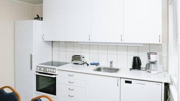 Kühlschrank, Ofen, Herdplatte, Geschirrspüler