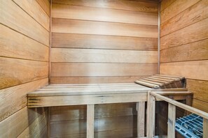 Sauna - Two-Bedroom Condo with Stunning Views and Prime Location A4 (Killington)
