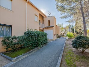 Exterior - Les Calanques de boulouris by Interhome (Saint-Raphaël)