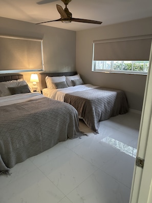 3 bedrooms, desk, iron/ironing board, WiFi