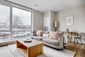 Televisión, estéreo