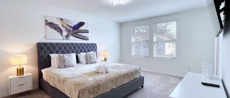 Desk, iron/ironing board, WiFi, bed sheets