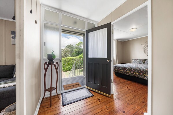 3 bedrooms, iron/ironing board, travel cot, free WiFi