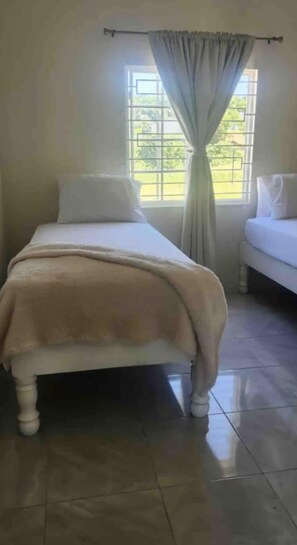 2 habitaciones, wifi y ropa de cama 
