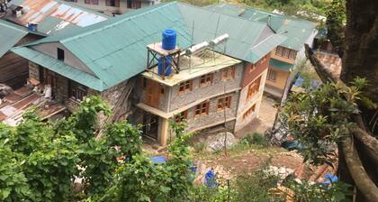 Tribeni Lodge Restaurant And Bar