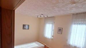 Room - Gasthof Hirschkeller (Goeppingen)