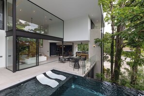 Piscina externa