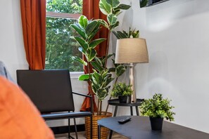 Interior - Charming 2BR Philadelphia Stay, Prime Location + Parking (Philadelphia)