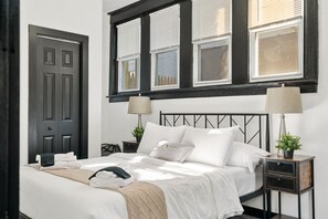 2 chambres, bureau, fer et planche à repasser, Wi-Fi gratuit