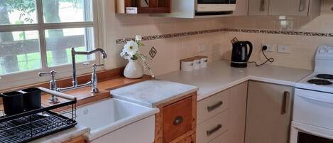 Réfrigérateur, micro-ondes