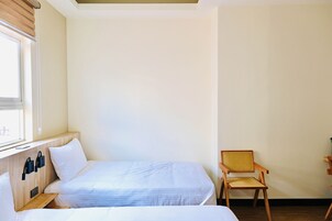 Habitación básica con 2 camas individuales | Vistas desde la habitación