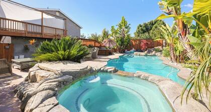 5BR | Luxury Home | Salt Water Pool | Hot Tub | Fire Pit
