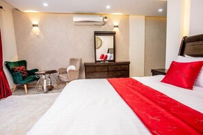 Free WiFi, bed sheets - Lux Suites Hayana Palm Apartments (Mombasa)