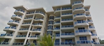 Lux Suites Hayana Palm Apartments