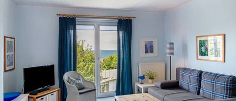 Fernseher, Stereoanlage