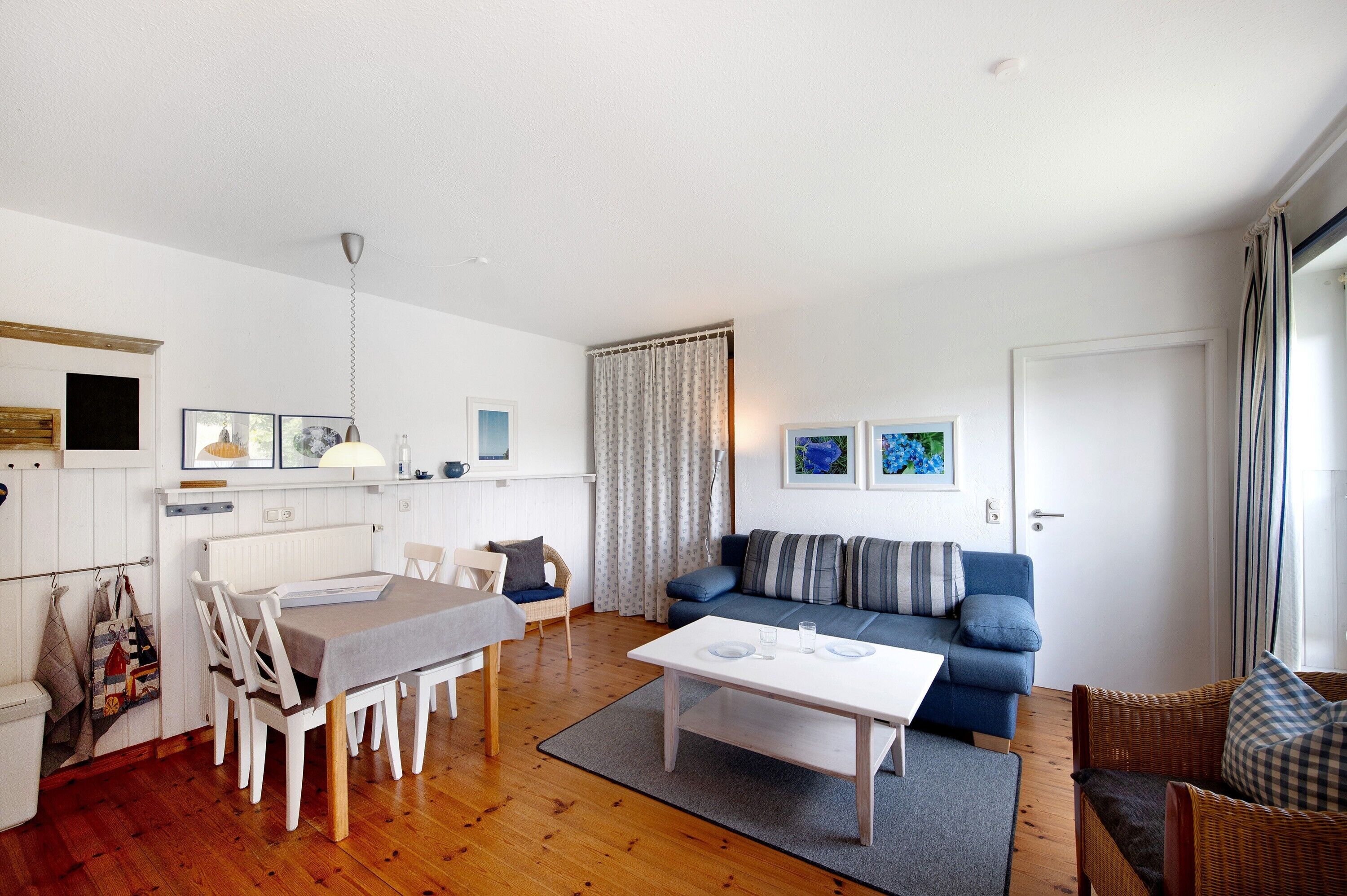 Fernseher, Stereoanlage