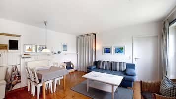 Fernseher, Stereoanlage