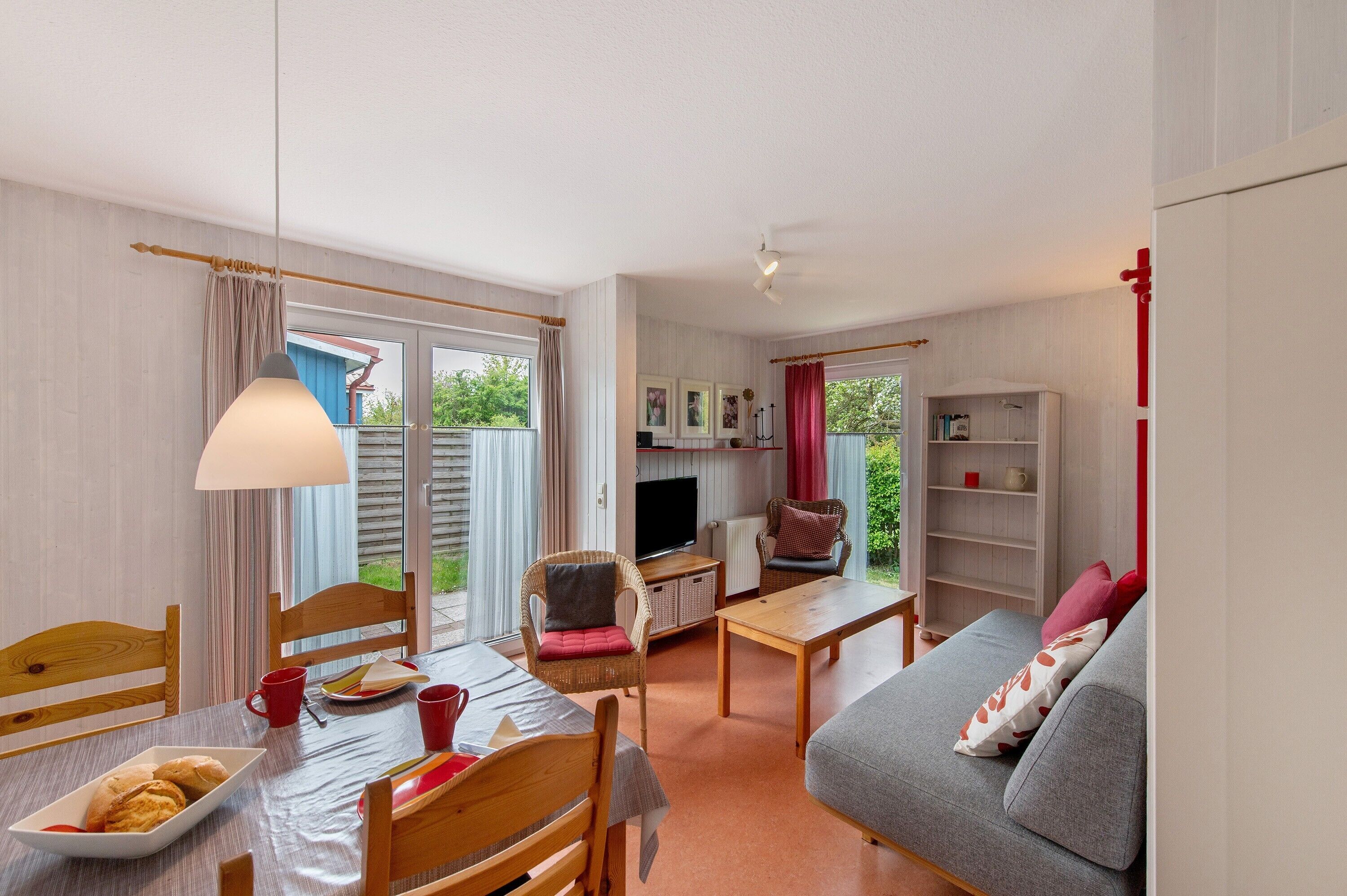 Fernseher, Stereoanlage