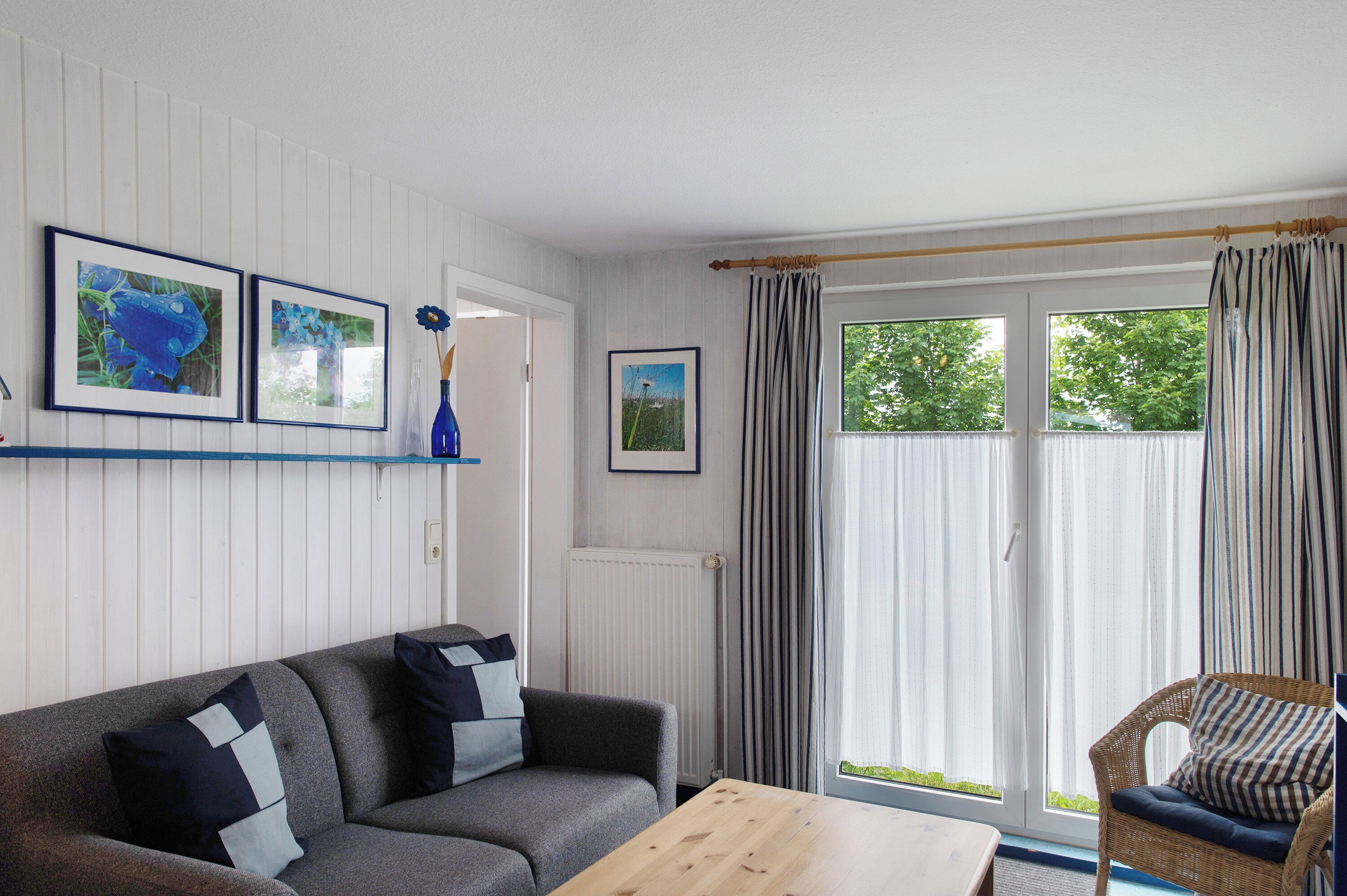 Fernseher, Stereoanlage