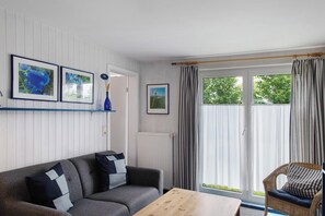 Fernseher, Stereoanlage