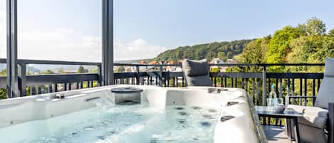 Bain à remous extérieur