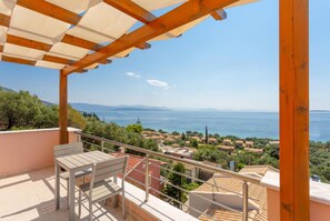 Villa | 3 bedrooms - Villa Situla in Mparmpati (Corfu)