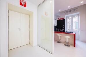 Apartment | 3 bedrooms - Morghen Red Passion and Pop Art (Naples)