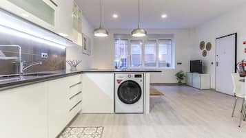 Fridge, microwave, oven, dishwasher